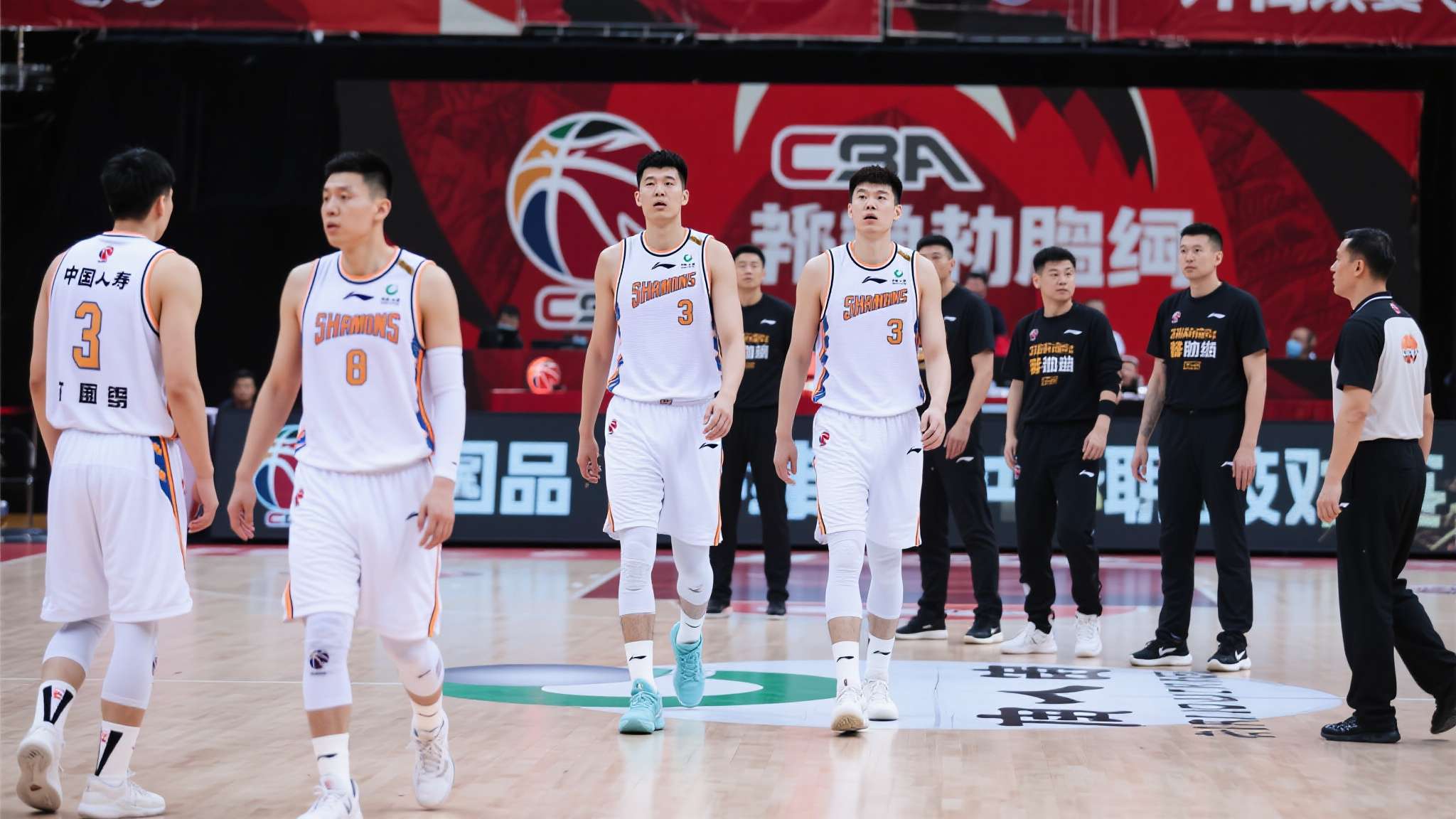 CBA第一伪强队！被上海三杀惨遭北京横扫：广东战争冠队胜率0%？